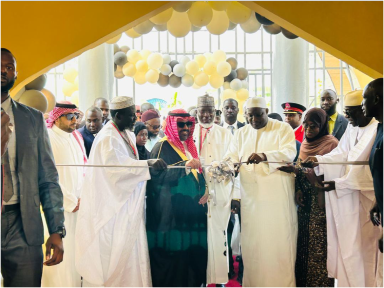 المدير التنفيذي للصندوق يُشارك في حفل افتتاح المنشآت الجديدة لجامعة الحكمة بحضور ورعاية فخامة رئيس جمهورية غامبيا