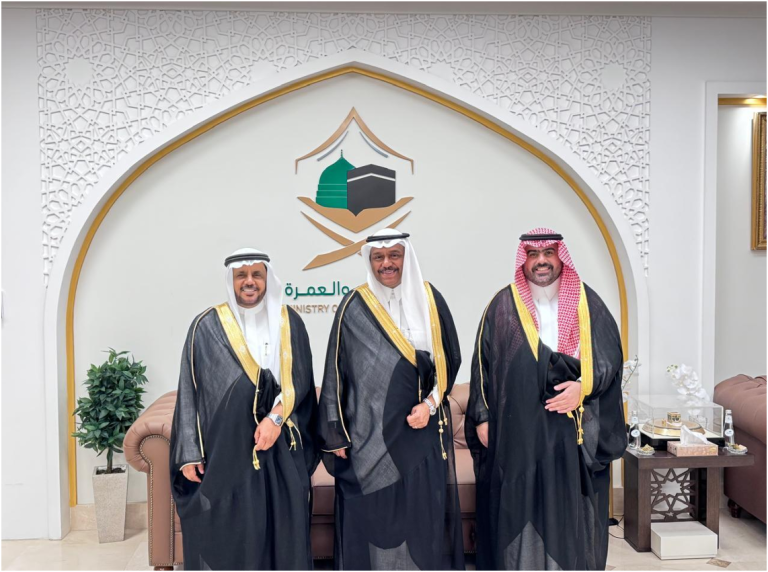 معالي نائب وزير الحج والعمرة يلتقي المدير التنفيذي لصندوق التضامن الإسلامي.